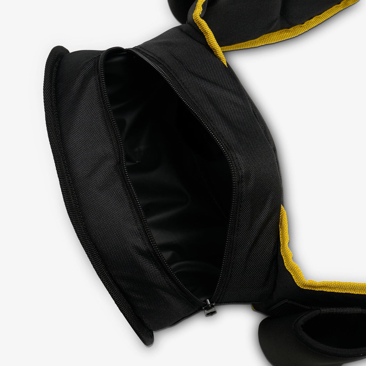 dc-super-heroes-batmantm-belt-fanny-pack-cooler-n7 00027936-O2.jpg