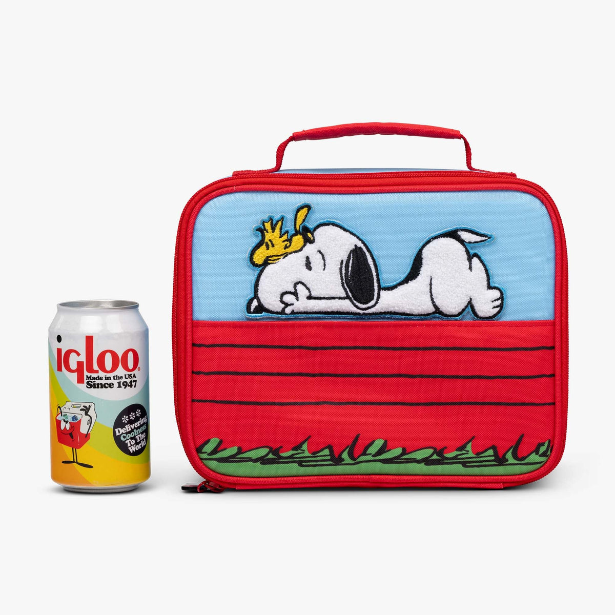 snoopy-s-doghouse-horizontal-lunch-cooler-bag-s3 00028034-P.jpg