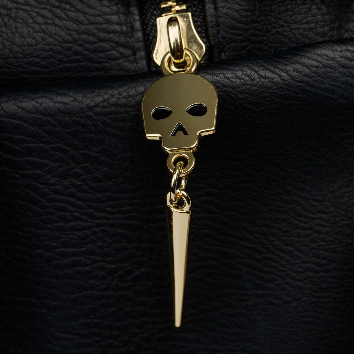 liquid-death-coffin-crossbody-cooler-bag-x3 00028055-Z.jpg