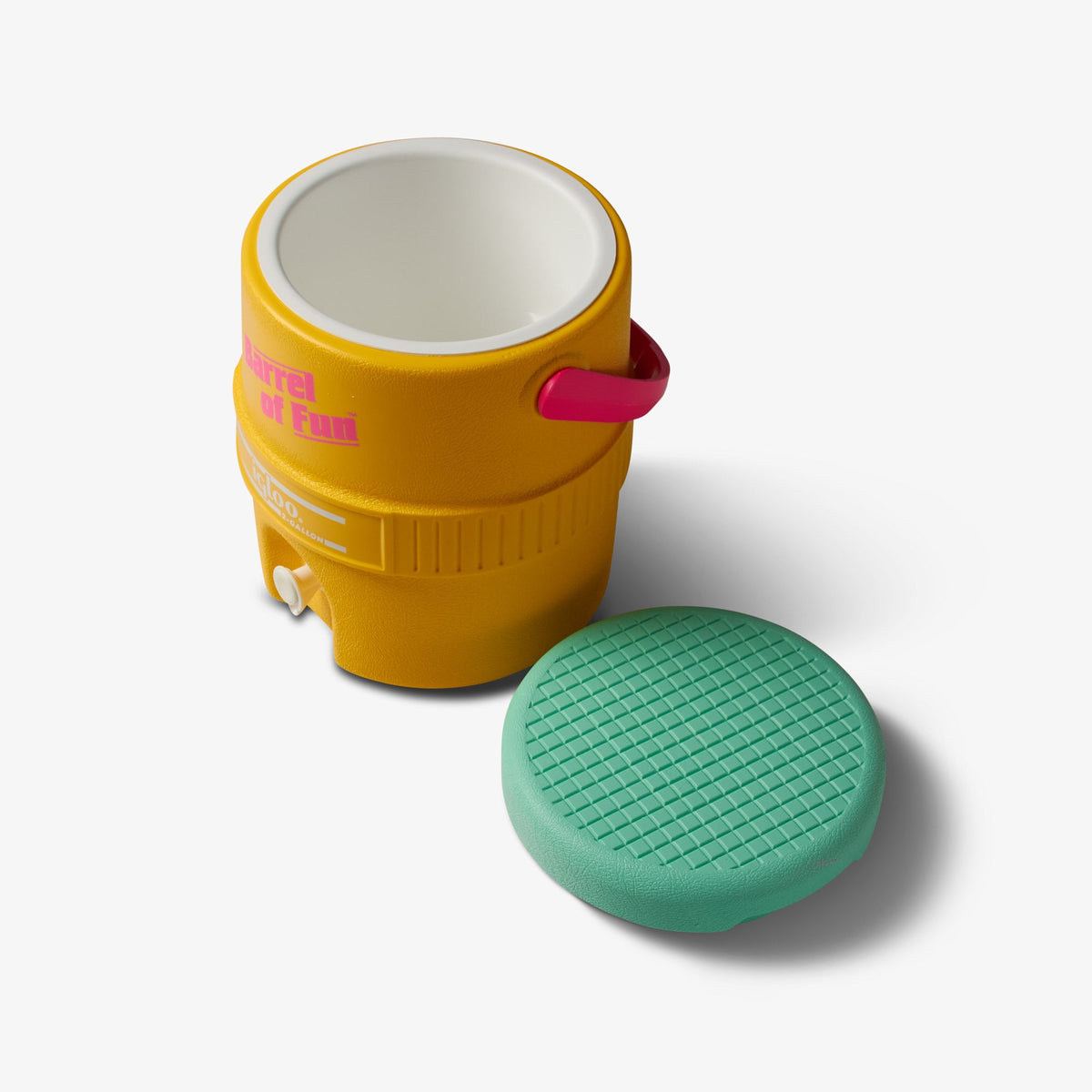 retro-barrel-of-fun-2-gallon-jug-k1 00031416_3.jpg