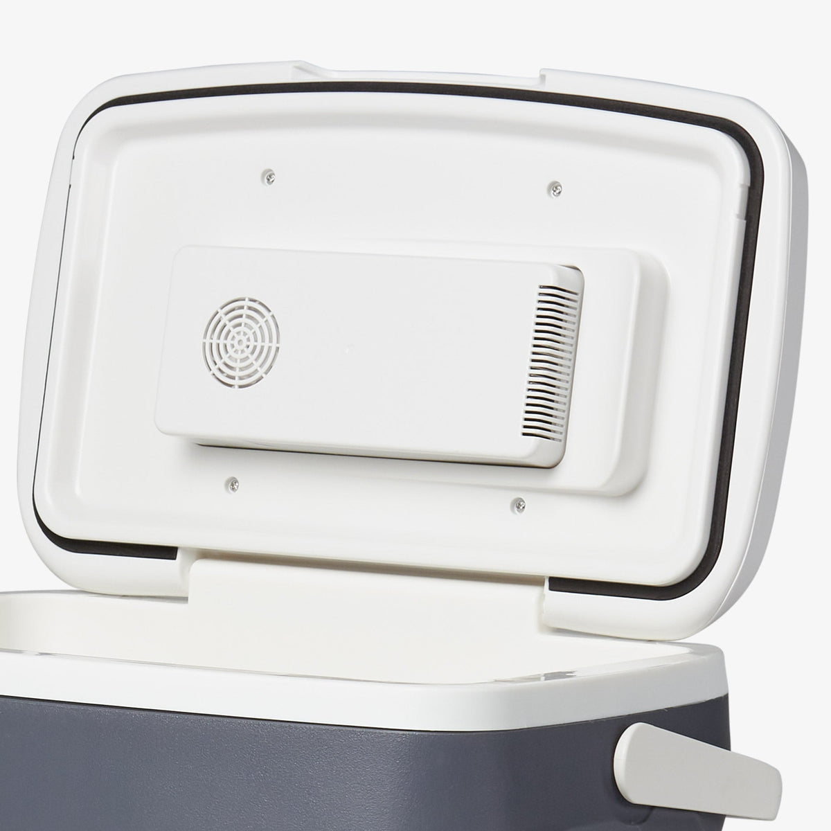 versatemptm-28-qt-portable-electric-cooler-t9 00040390_7.jpg