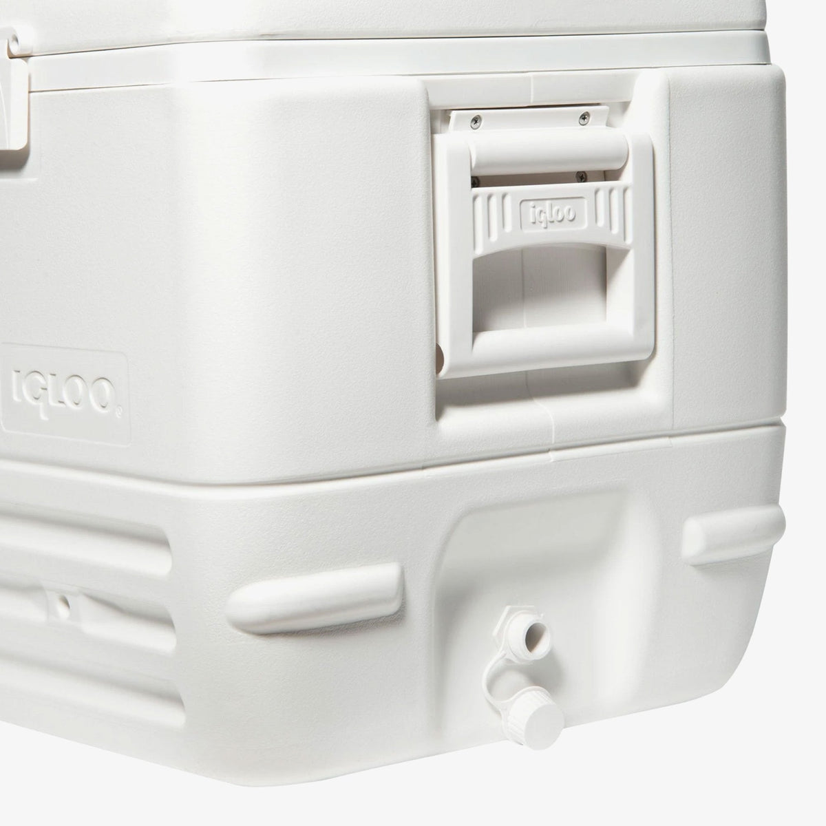 quick-and-cool-150-qt-cooler-m5 00044363-quick-and-cool-150-qt-cooler-side_d261c6aa-cd7b-40f6-b463-5023d91df276.jpg