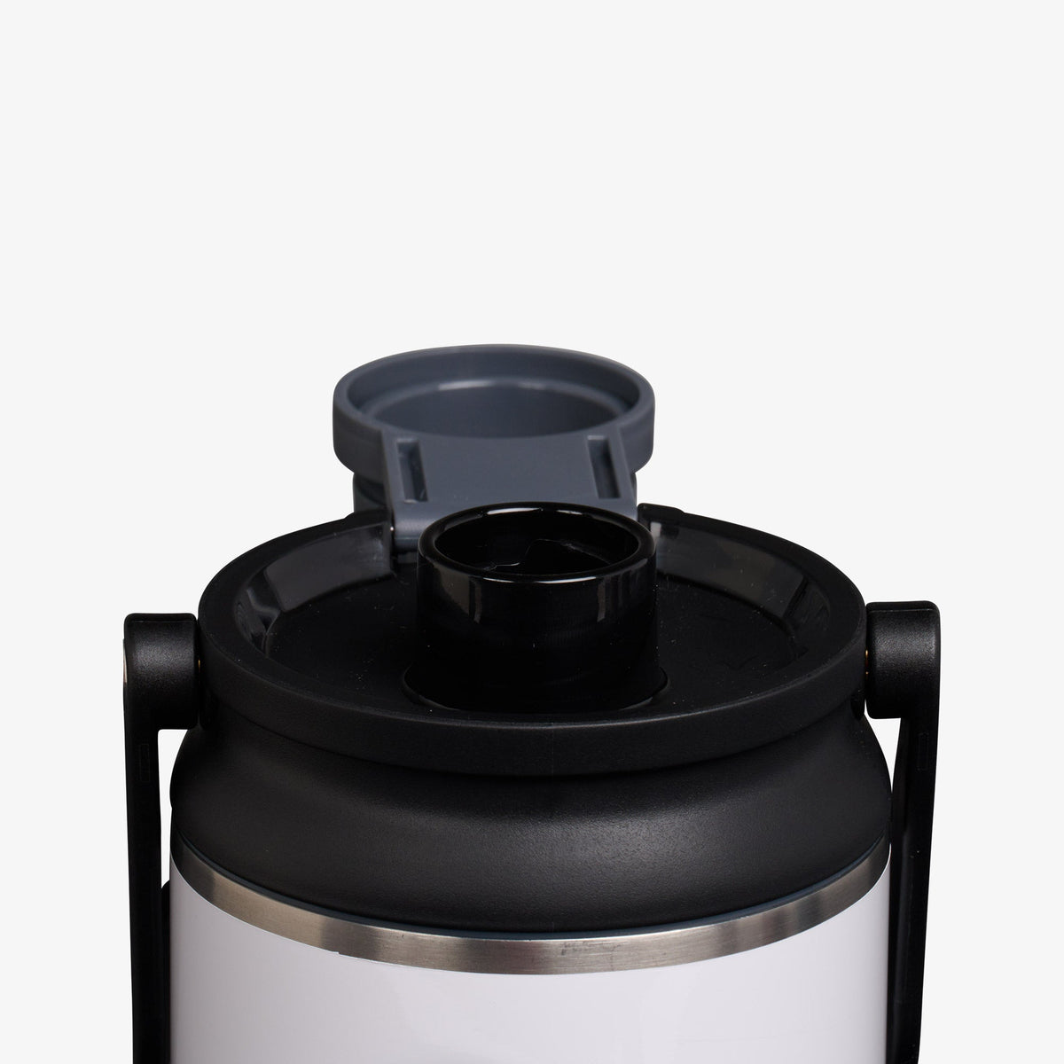 36-oz-twist-n-chug-bottle-w8 00071089-L1.jpg